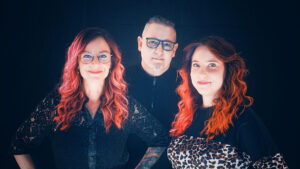 Teamfoto FriseurM - Melanie, Andreas, Lara