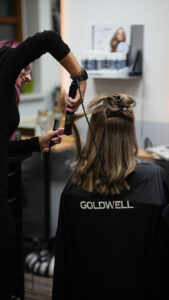 Styling einer Kundin